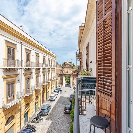 Stylish Apartment Near Piazza Magione By Wonderful Italy Palermo Kültér fotó